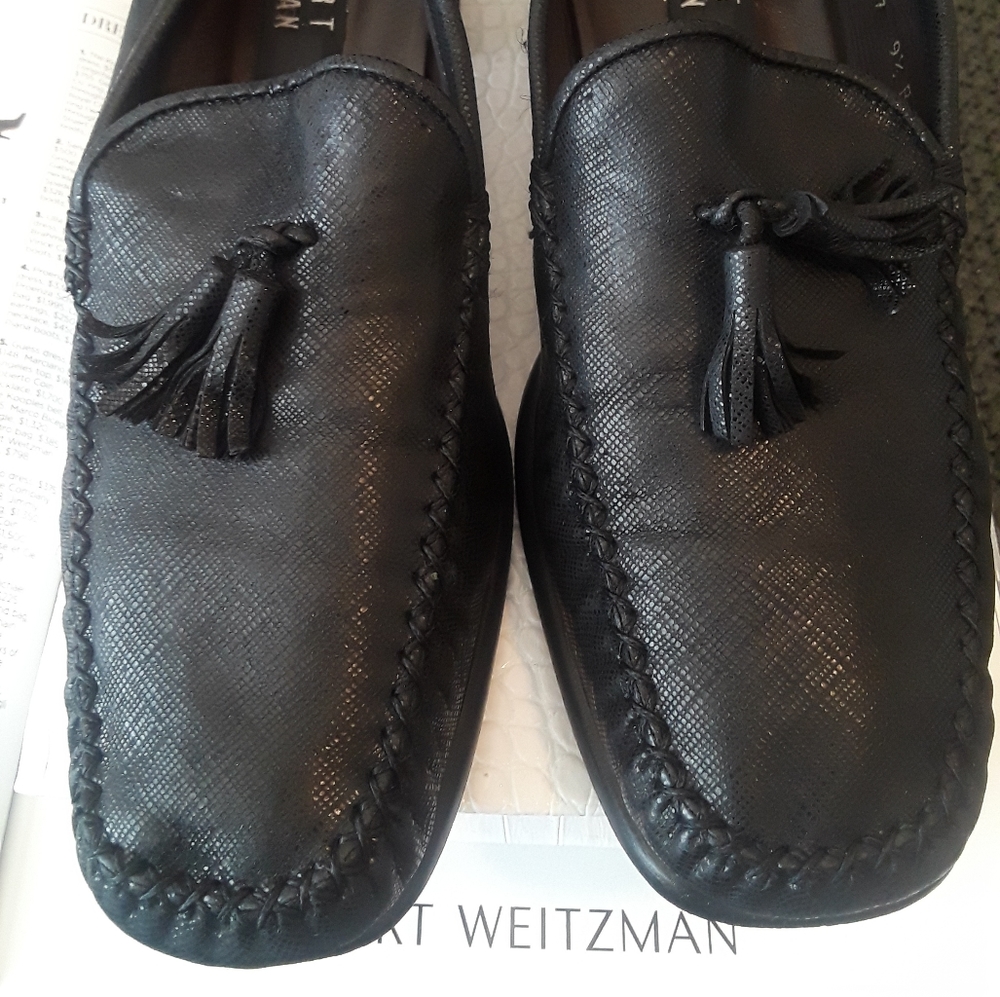 Stuart Weitzmam  leather tassel Loafers